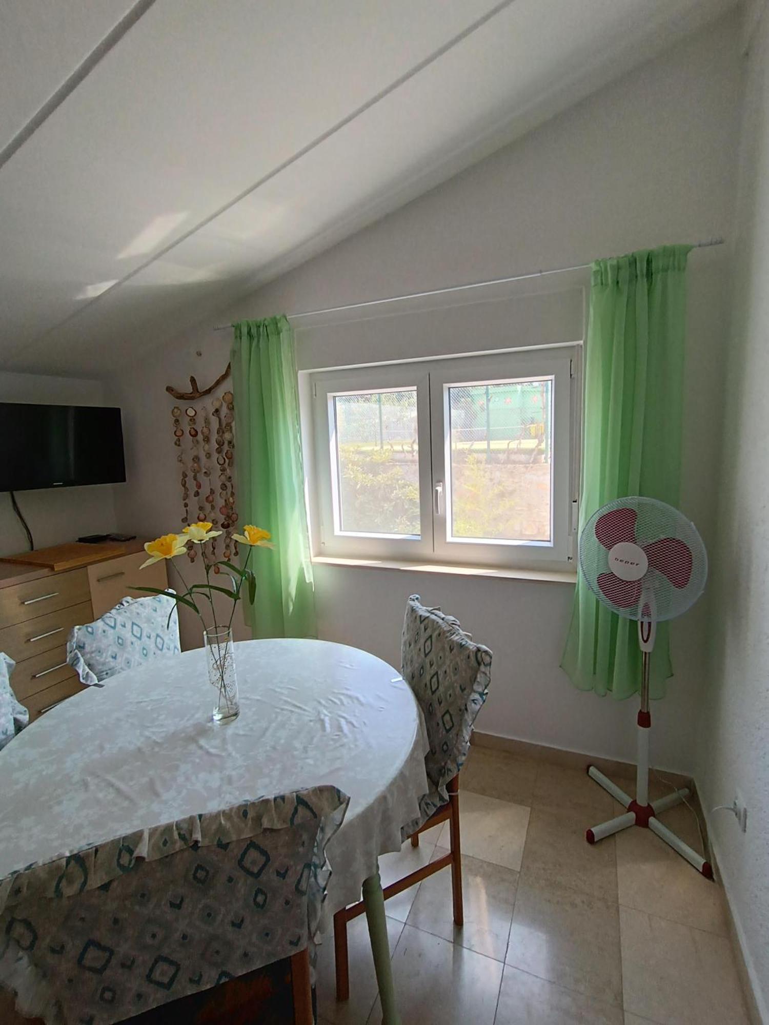 Levak Apartments - Apt. 1 Пьешчана-Увала Экстерьер фото