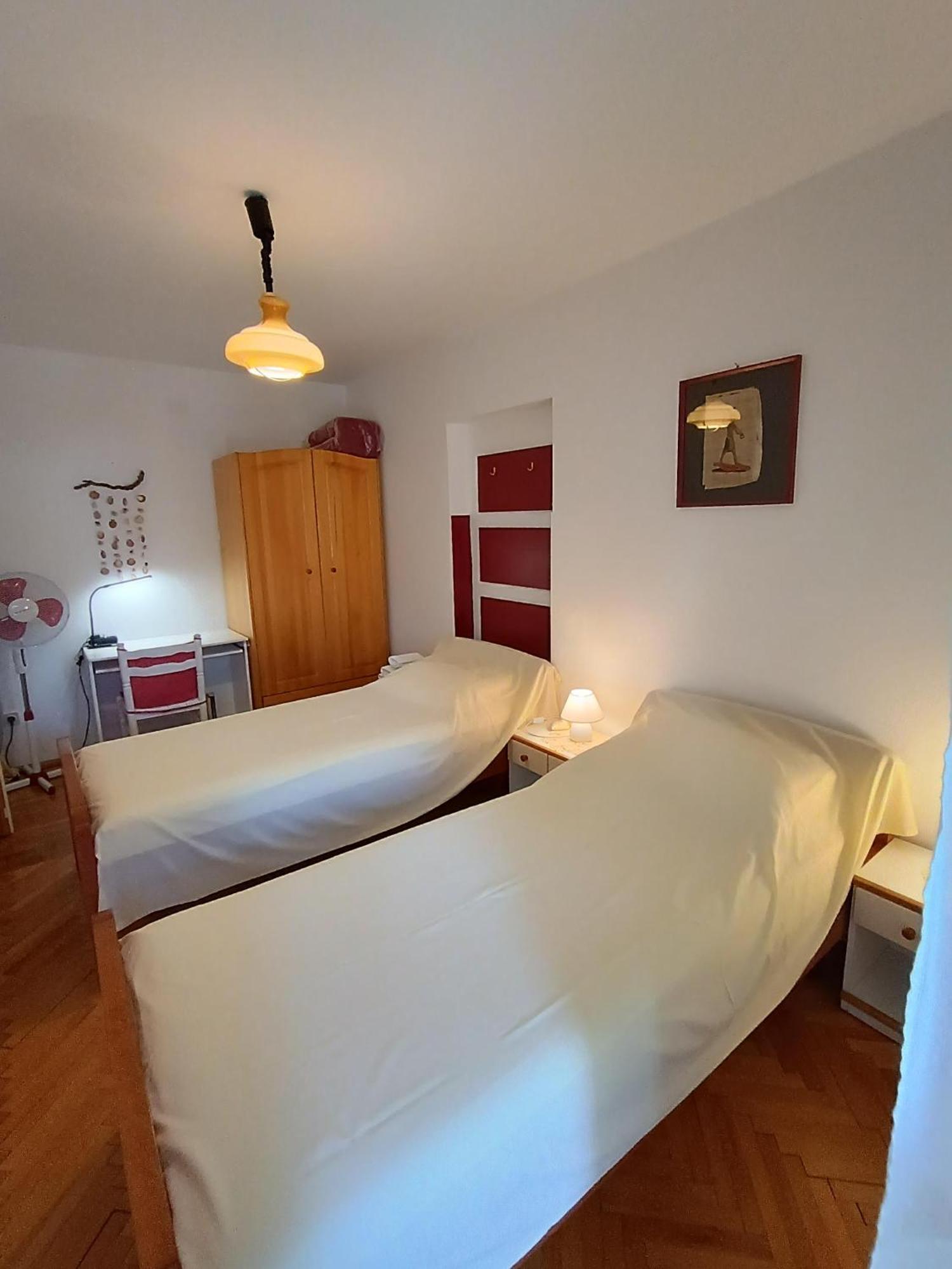 Levak Apartments - Apt. 1 Пьешчана-Увала Экстерьер фото