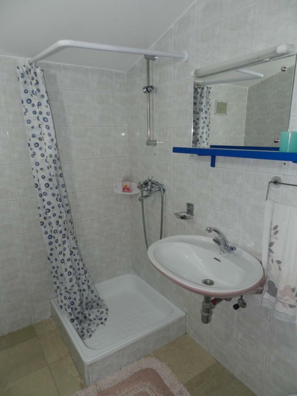 Levak Apartments - Apt. 1 Пьешчана-Увала Экстерьер фото